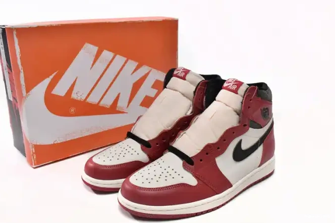 HYPE Retro OG Jordan Chicago and DZ5485-612 High Lost Found 1 0417